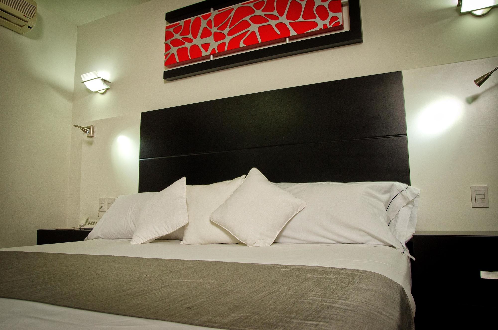 Hotel Portonovo Plaza Expo Zapopan Ngoại thất bức ảnh
