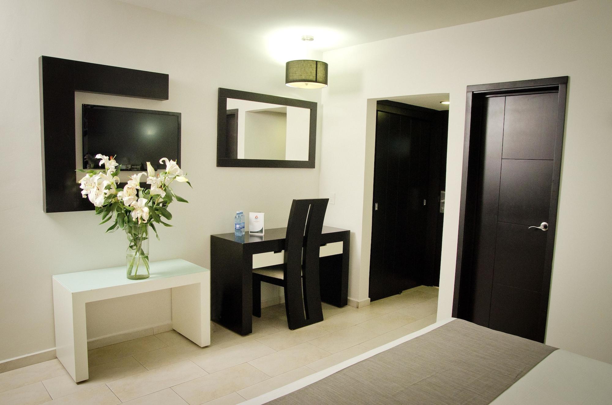 Hotel Portonovo Plaza Expo Zapopan Ngoại thất bức ảnh