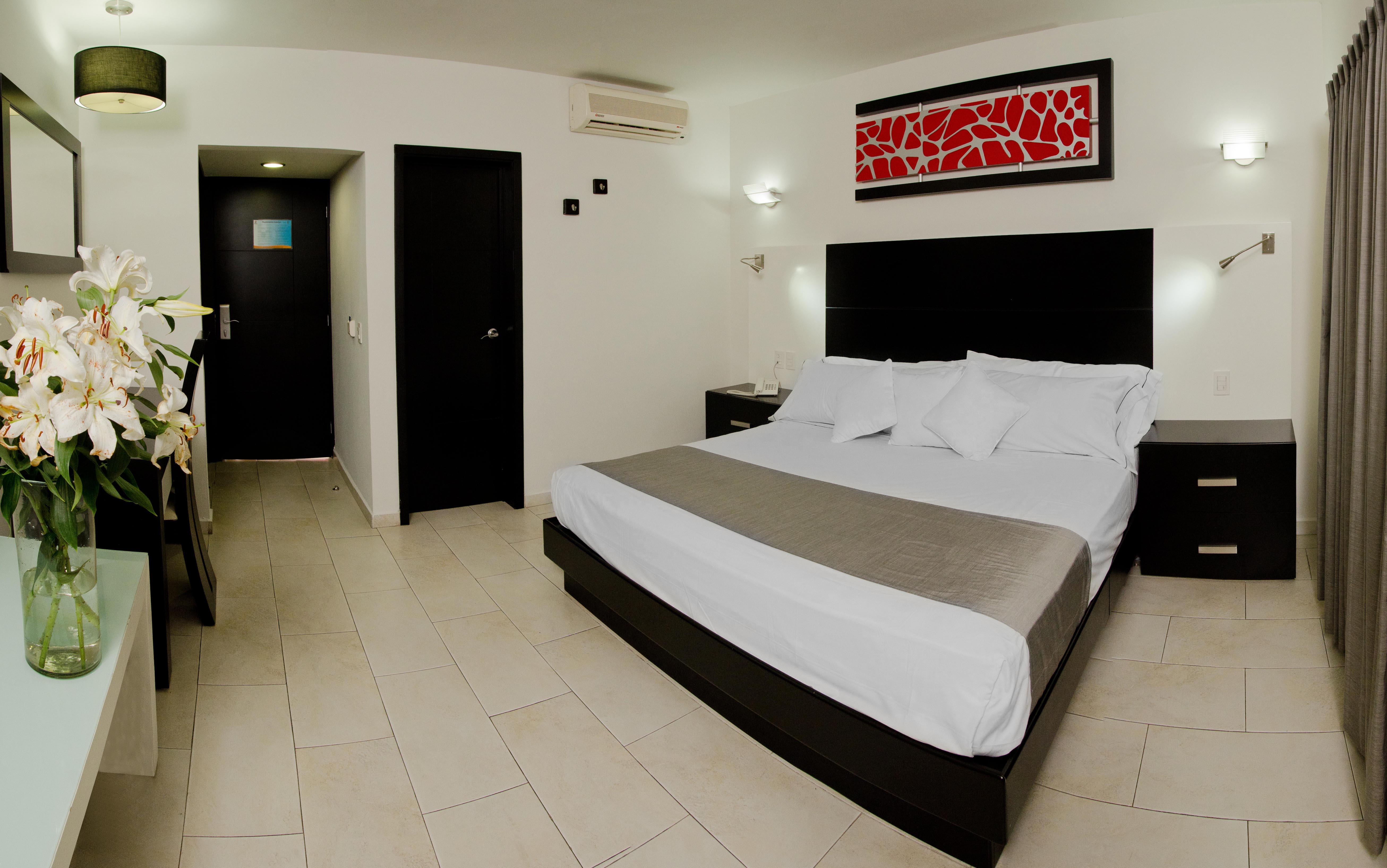 Hotel Portonovo Plaza Expo Zapopan Ngoại thất bức ảnh