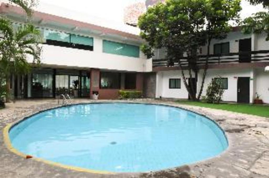 Hotel Portonovo Plaza Expo Zapopan Ngoại thất bức ảnh