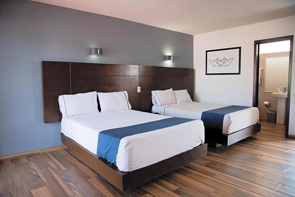Hotel Portonovo Plaza Expo Zapopan Ngoại thất bức ảnh