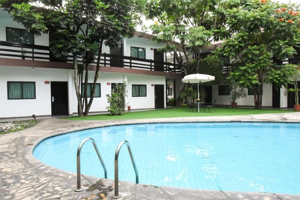 Hotel Portonovo Plaza Expo Zapopan Ngoại thất bức ảnh