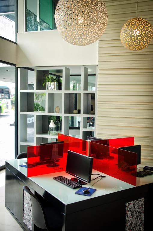 Hotel Portonovo Plaza Expo Zapopan Ngoại thất bức ảnh