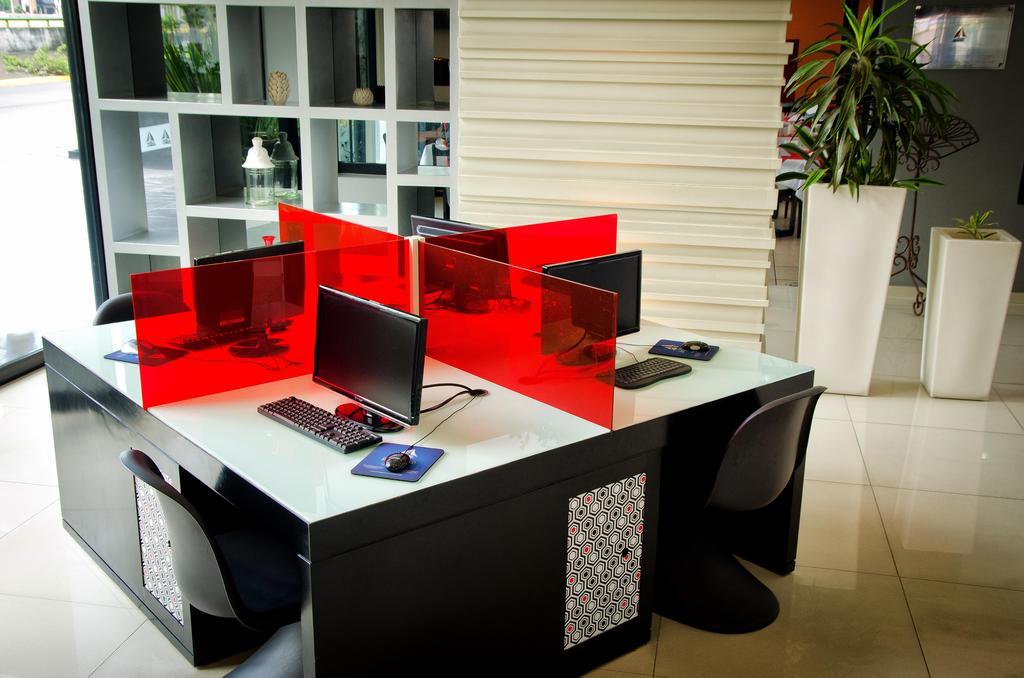 Hotel Portonovo Plaza Expo Zapopan Ngoại thất bức ảnh