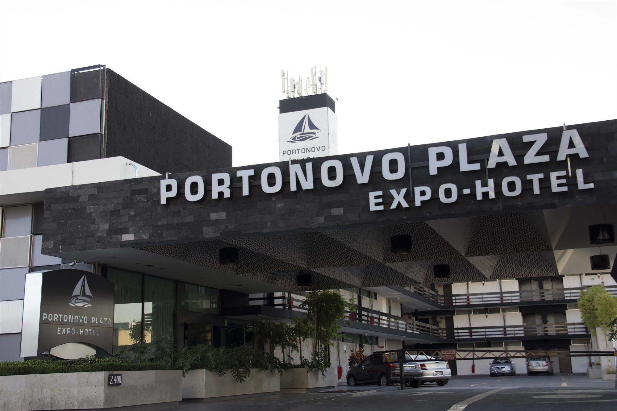 Hotel Portonovo Plaza Expo Zapopan Ngoại thất bức ảnh