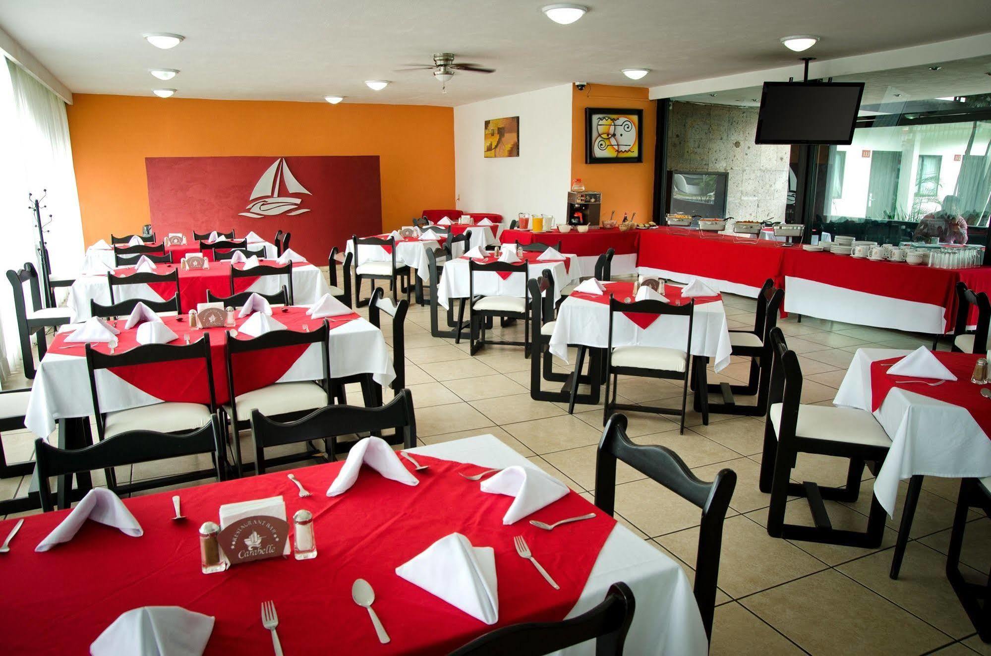 Hotel Portonovo Plaza Expo Zapopan Ngoại thất bức ảnh